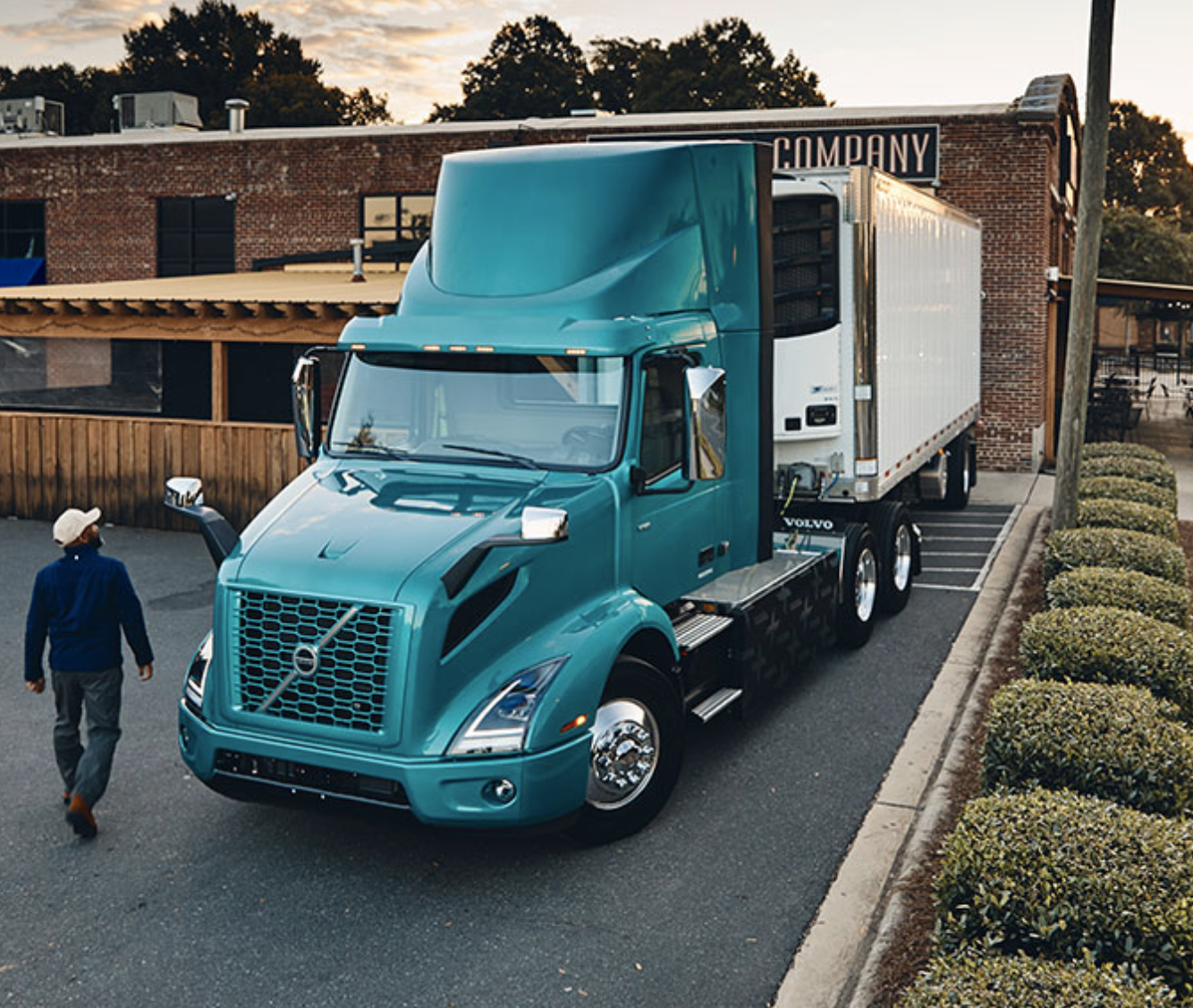 Volvo Takes Largest Order of Electric Trucks in North America
